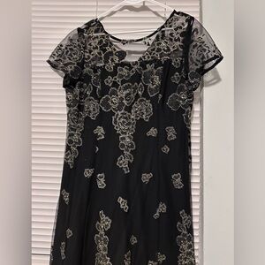 Elegant Black Lace Midi Dress